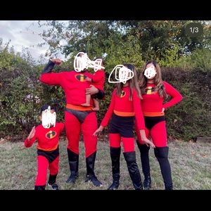 Incredibles family Halloween costumes